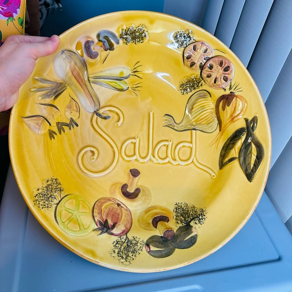 Los Angeles Potteries Vintage Salad Bowl Veggie Designs 14 Inches